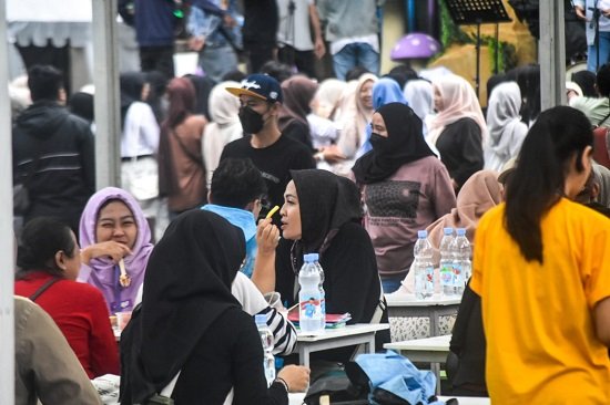 Rame-Rame Jajan Kuliner 2025 Hadirkan 500 Jajanan di Tengah ‘Belantara Rasa’ Tangcity Mall