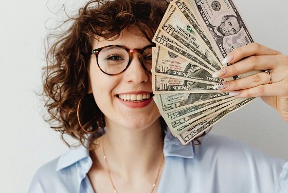 Melek Finansial di Era Digital: Mulai Investasi dari Nominal Kecil, Raih Masa Depan Cerah