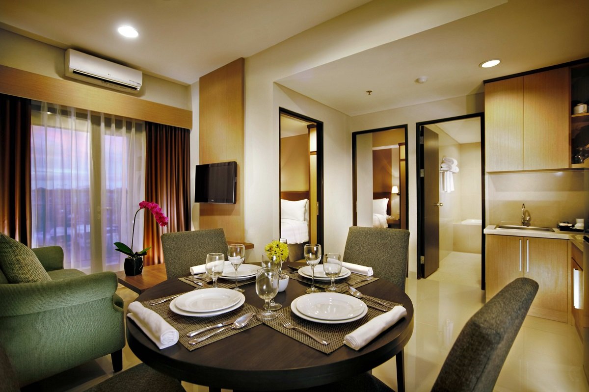 Staycation Keluarga Nyaman di Atria Residences Gading Serpong
