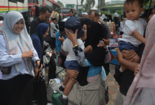 Jamaah Haji Kloter 1 Kota Tangerang Tiba di Tanah Air, 390 Jamaah Pulang dengan Selamat