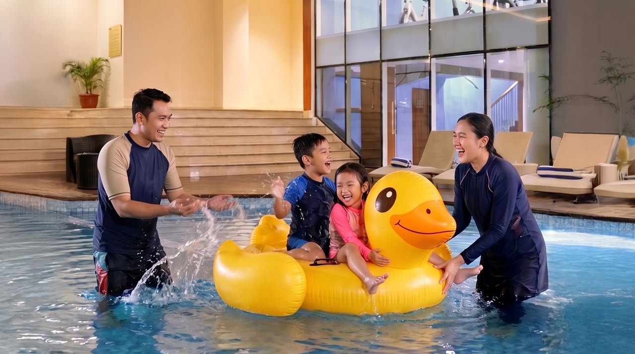 Liburan Sejenak Tanpa Menginap, Nikmati Indoor Pool Atria Hotel Gading Serpong melalui Pool Day Pass