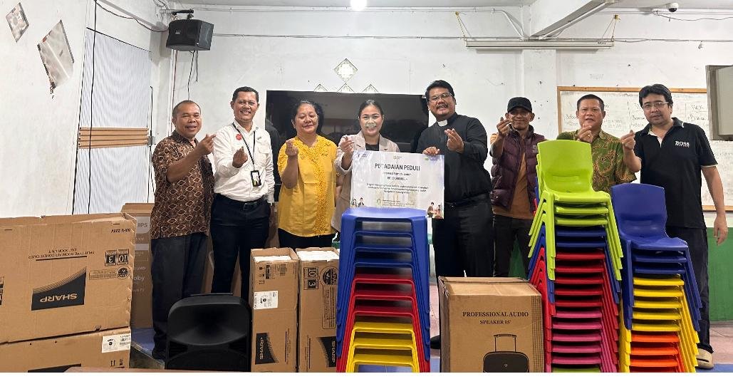 Wujudkan Kepedulian Sosial, PT Pegadaian (Persero) Kanwil IX Jakarta 2 Serahkan Bantuan Untuk Gereja di Banten
